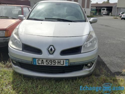 RENAULT CLIO 1.2 TCe 100ch Expression 5p (2007A)