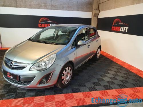 Opel Corsa COSMO 1.4 i 100CH