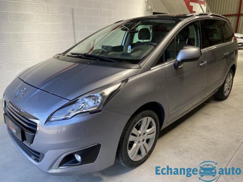 Peugeot 5008 1.6 HDI 120 ALLURE