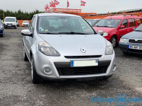 Renault Clio III Phase 2 1.5 dCi 5CV 86CH - En excellent état