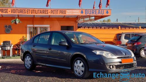 Renault Laguna III Berline 1.5 dCi 6CV 110CH En bon état