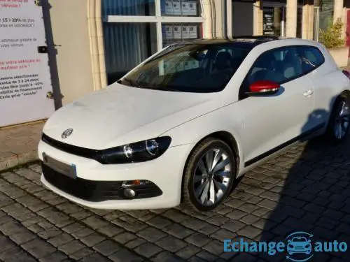 Volkswagen Scirocco 2.0 TSI 200CV CARAT DSG6