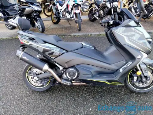 Yamaha TMAX 530 DX