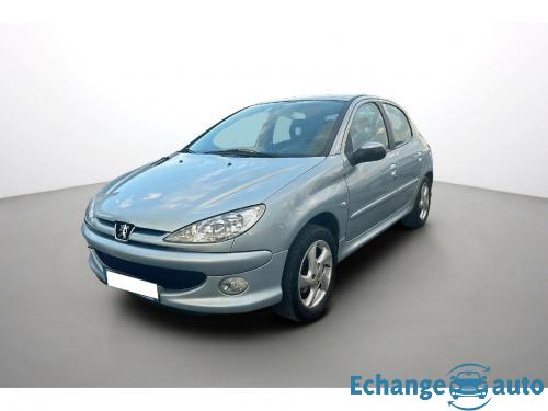 PEUGEOT 206 1.6e 16v Executive BVA