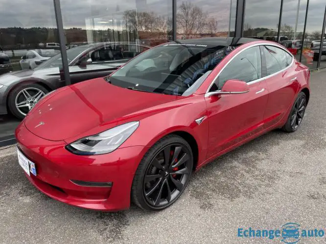 TESLA MODEL 3