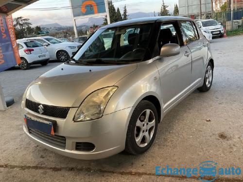 SUZUKI SWIFT 1.3 GLX