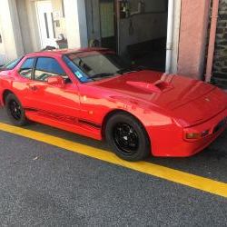 Porsche 944