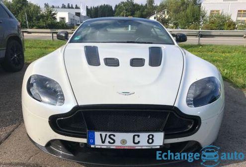 Aston Martin V12 Vantage