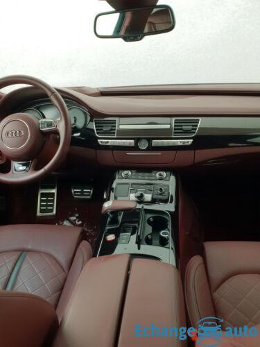 Audi S8 plus EXCLUSIVE