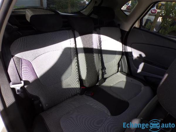 Renault Captur dCi 90 Energy E6 Intens EDC