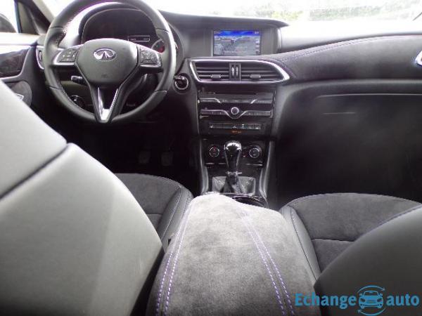 Infiniti Q30 1.6t 122 Business Executive