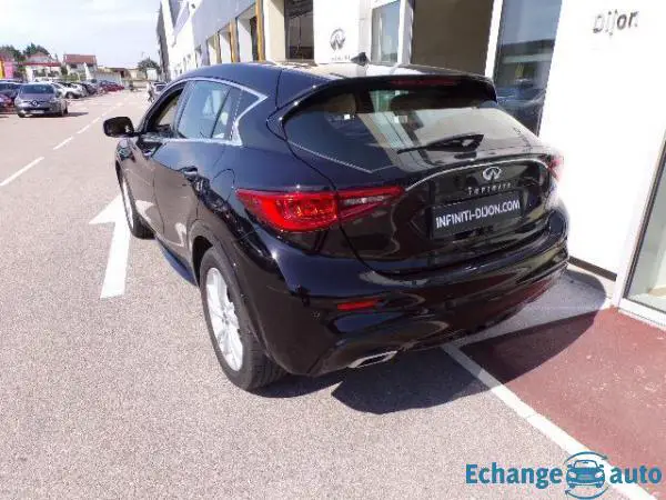 Infiniti Q30 1.6t 156 7DCT Premium Tech