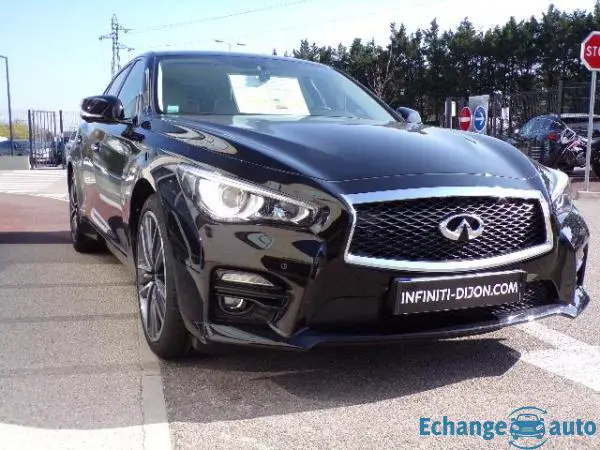 Infiniti Q50 2.0t Sport Tech 7AT