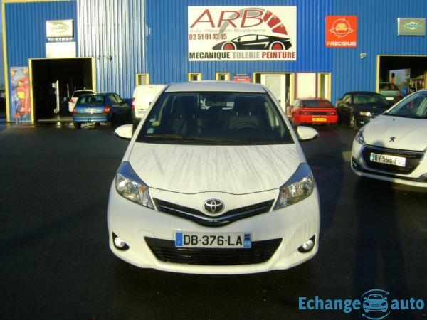 Toyota Yaris BUSINESS D4D 90 CV