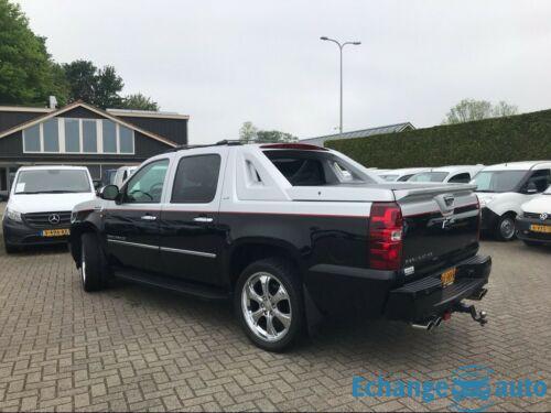 Chevrolet Avalanche 5.3 V8/ CUSTOM EDITION