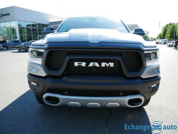 Dodge Ram 1500 rebel 12'' ser top 5.7l hemi 395hp