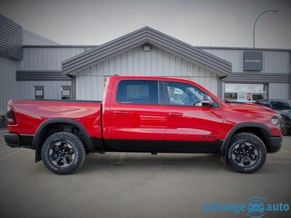 Dodge Ram 1500 rebel 12'' ser top 5.7l hemi 395hp