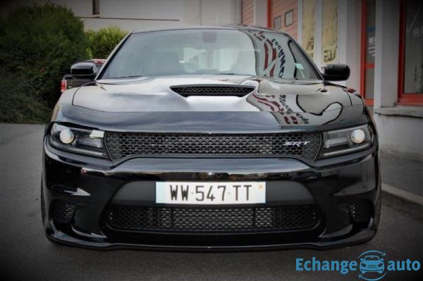 Dodge Charger Srt hellcat 6,2 l v8 supercharged 707 hp