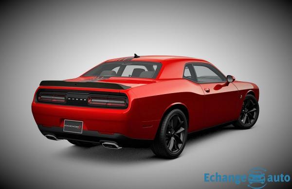 Dodge Challenger R/t shaker hemi srt 6.4l 392 bvm6 485hp