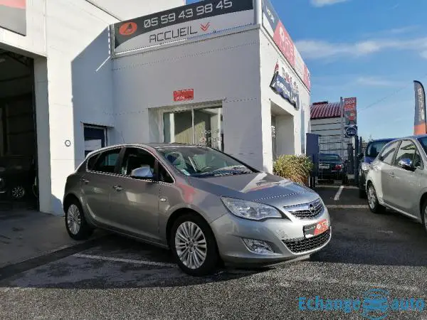 OPEL ASTRA 1.7 CDTI 110 ch FAP Cosmo