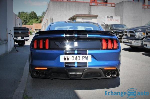 Ford Mustang Shelby gt 350 v8 5.2 l 533 hp