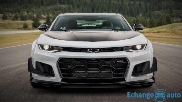 Chevrolet Camaro Zl1 1le v8 6.2 l supercharged 650 hp