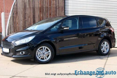 Ford S-Max Titanium