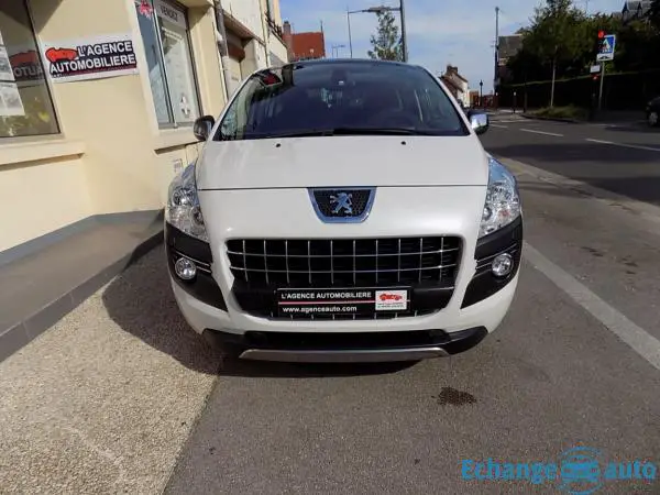 PEUGEOT 3008 2.0 HDi 163ch Allure 