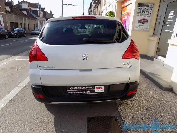 PEUGEOT 3008 2.0 HDi 163ch Allure 