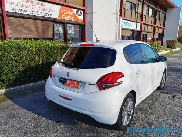 PEUGEOT 208 1.2 PureTech 82ch BVM5 Style