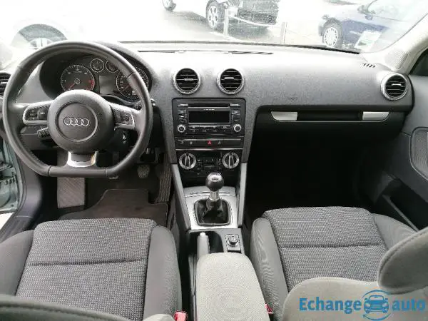 AUDI A3 Sportback 1.6 TDI 105 DPF Ambiente 