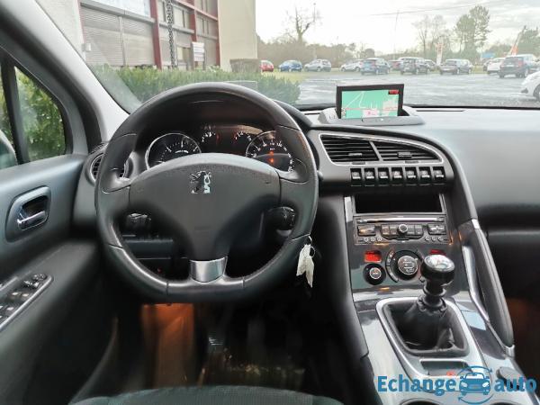 PEUGEOT 3008 1.6 HDi 16V 112ch FAP Allure