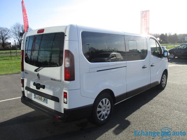 RENAULT TRAFIC III COMBI