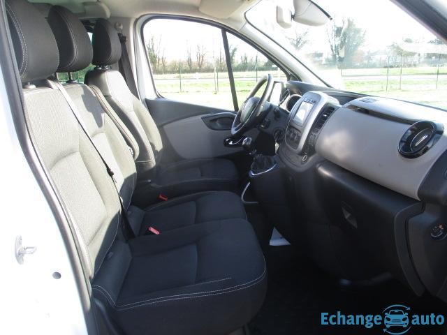 RENAULT TRAFIC III COMBI