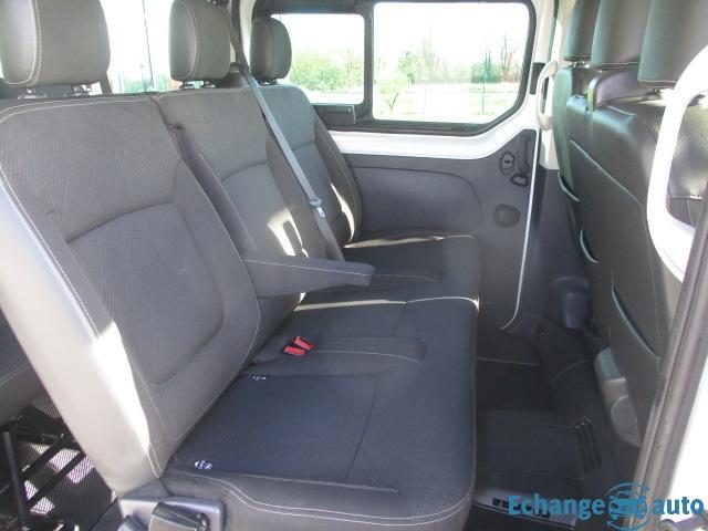 RENAULT TRAFIC III COMBI