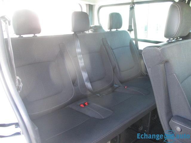 RENAULT TRAFIC III COMBI