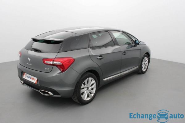 Citroën DS5 1.6 e-HDi SoChic 115 ch