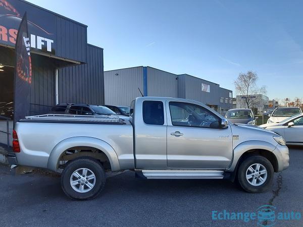 Toyota Hilux 2.5 D-4D 140 CH LEGEND - GARANTIE 6 MOIS