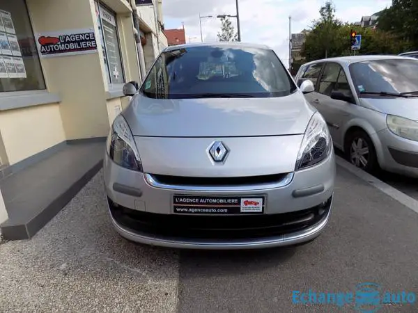 RENAULT GRAND SCENIC III dCi 130 Expression 7 pl