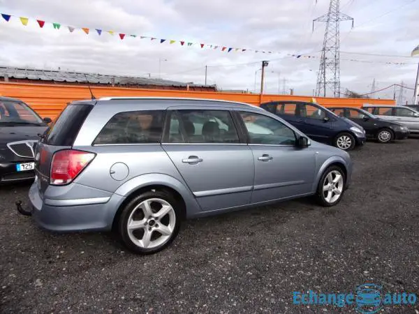 Opel Antara Astra H Break (L35 - L70) 1.7 CDTI Bien entretenu