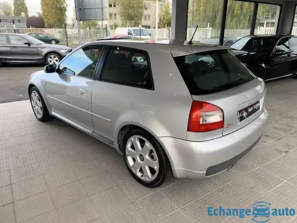 AUDI A3 S3 1.8i 210 Tbo Quattro