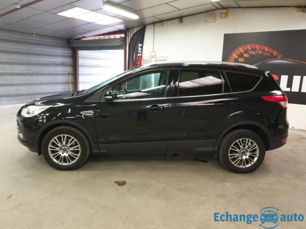 Ford Kuga 2.0 L TDCI 140 CV TITANIUM