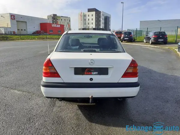 Mercedes C 250 2.5D 113 CH - VENDU POUR PIECES