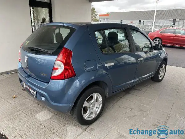 DACIA SANDERO 1.4 MPI 75 Lauréate