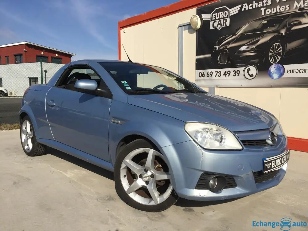 Opel tigra 2005