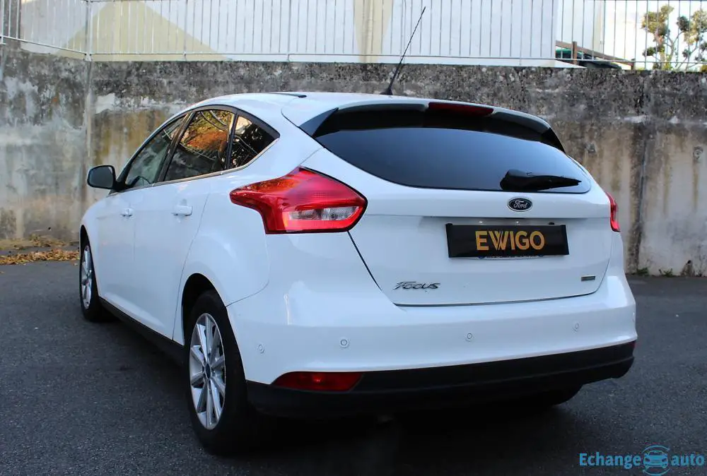 FORD FOCUS - Titanium 125 cv Boite Auto