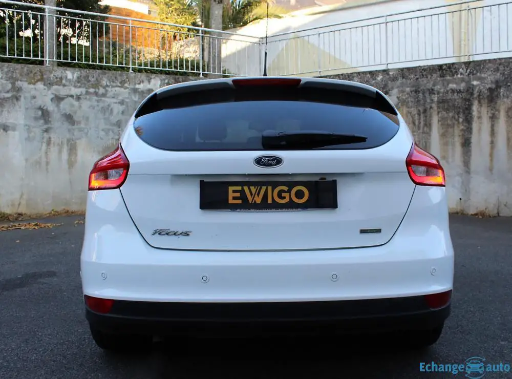 FORD FOCUS - Titanium 125 cv Boite Auto