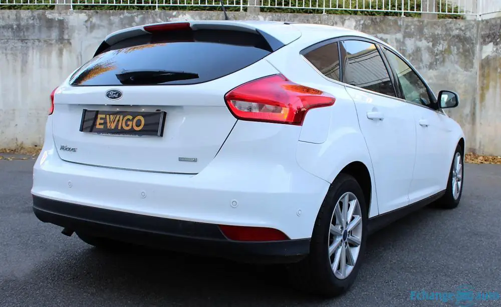 FORD FOCUS - Titanium 125 cv Boite Auto