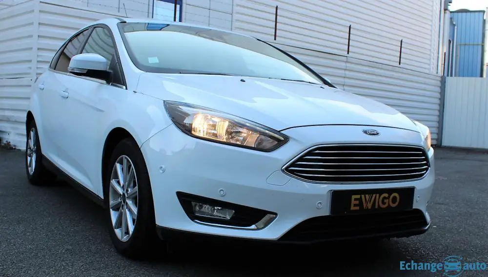 FORD FOCUS - Titanium 125 cv Boite Auto