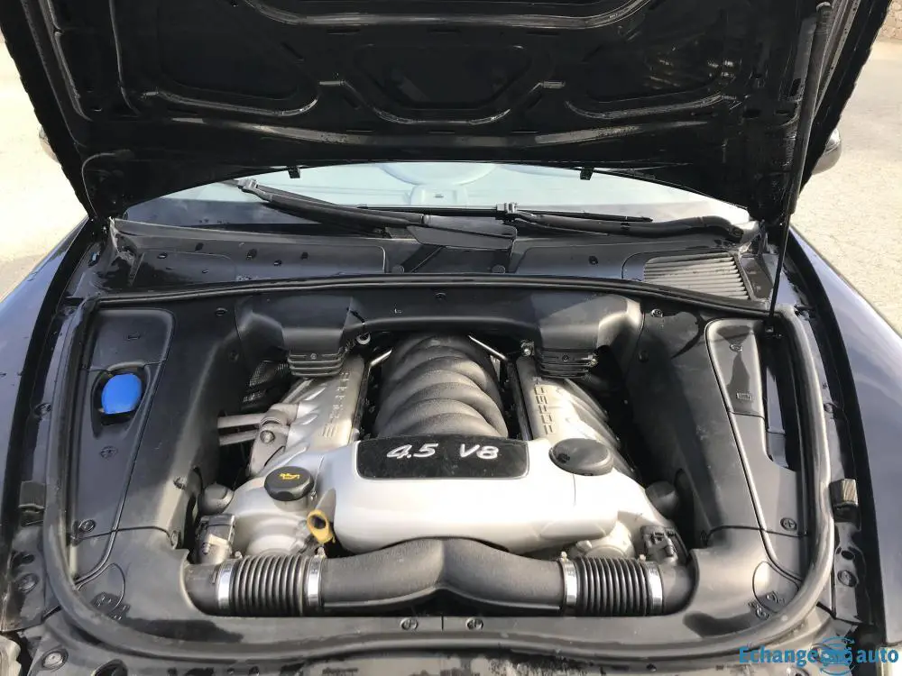 Porsche Cayenne S V8